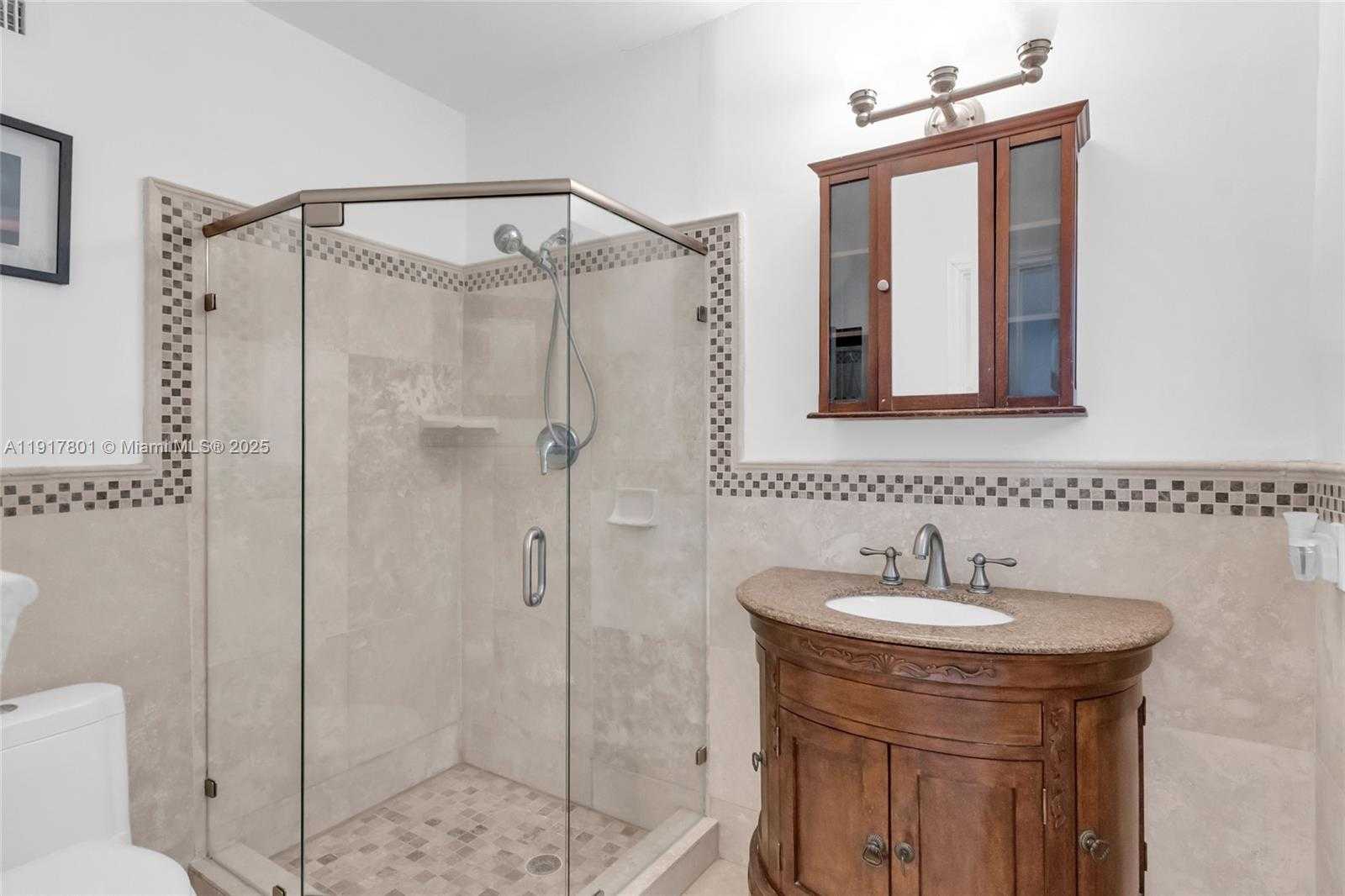 Small Image of 1101 98TH ST #5, Bay Harbor Islands Number 16