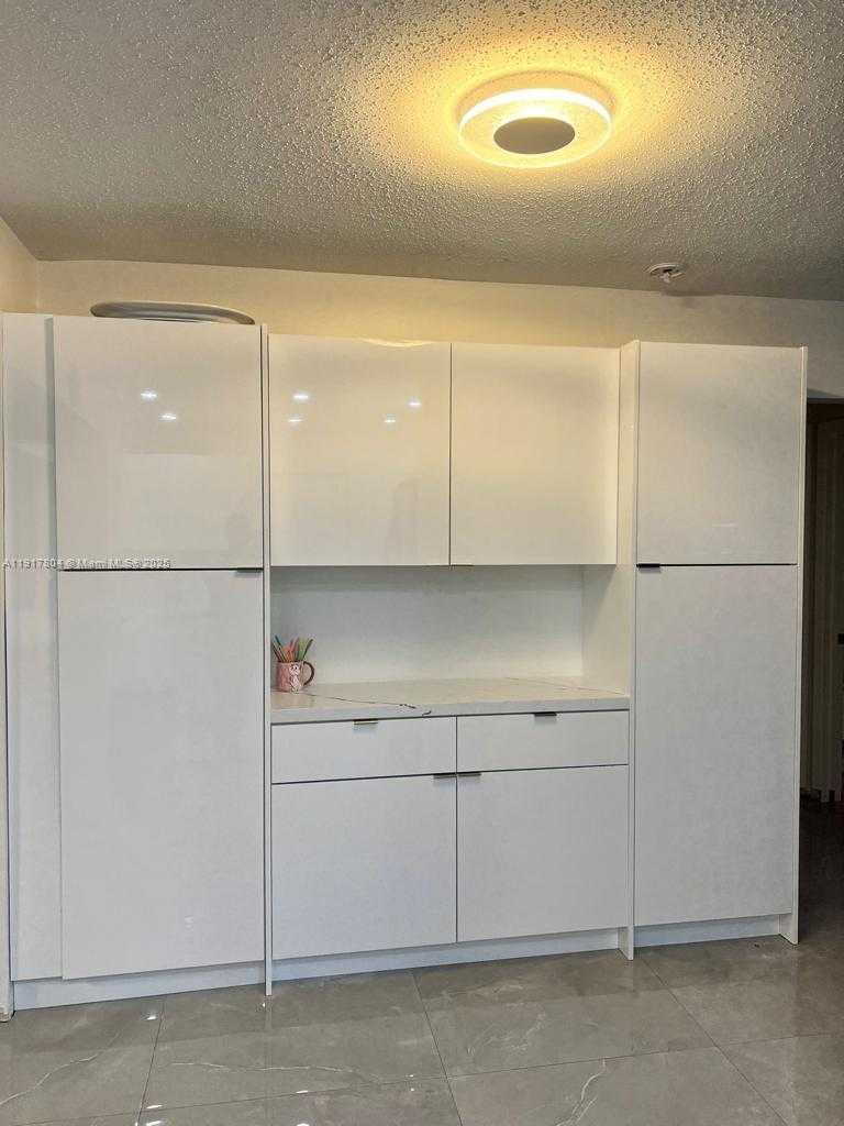 Small Image of 7303 NORTH WEST 57TH DR #7303, Tamarac Number 9