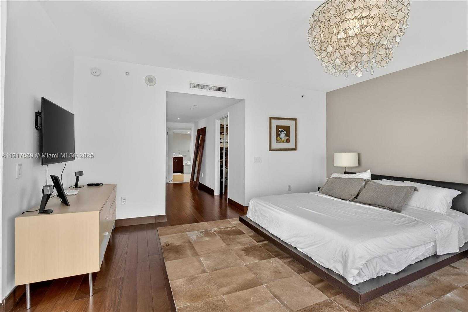 Imagen de Pequeño Objeto