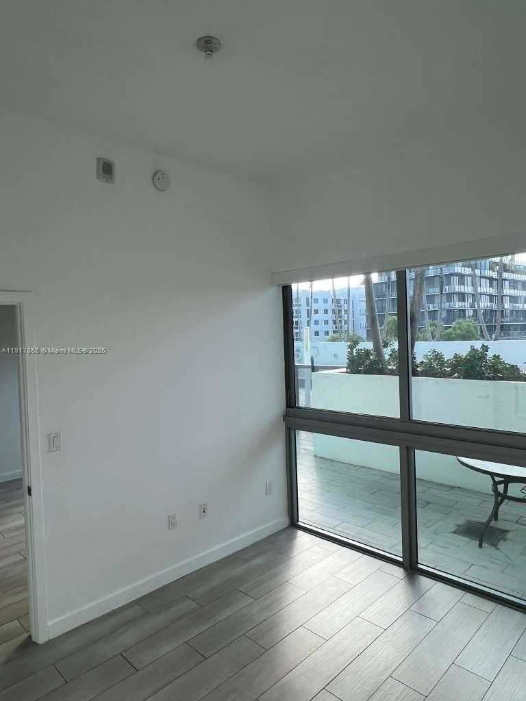 Small Image of 1600 SOUTH WEST 1ST AVE #412, Miami Number 7