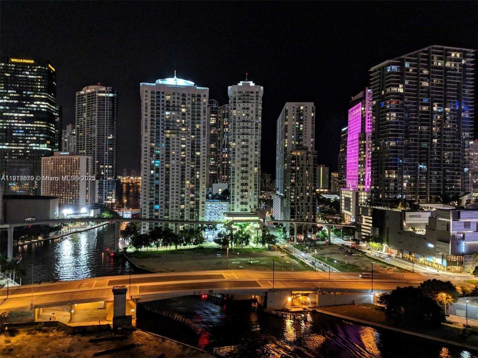 Small Image of 92 SOUTH WEST 3RD ST #1904, Miami Number 11