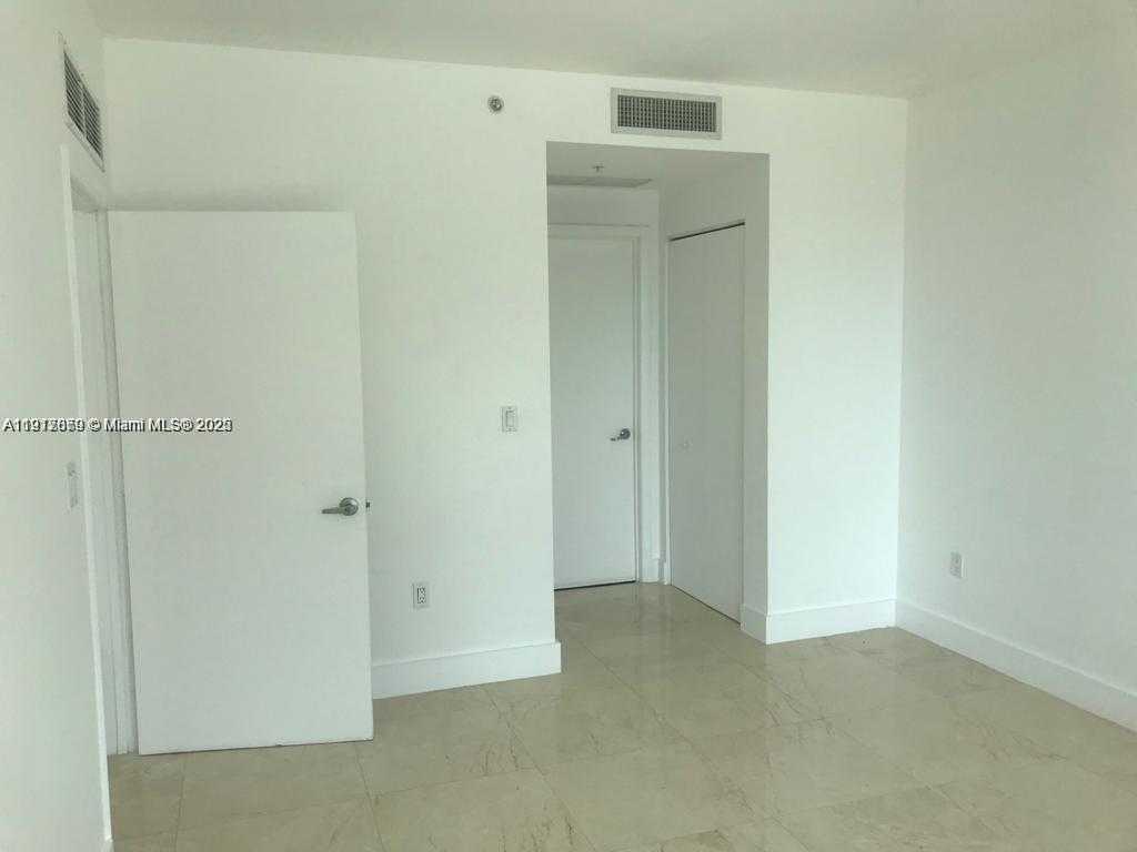 Small Image of 92 SOUTH WEST 3RD ST #1904, Miami Number 6