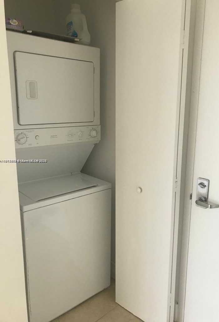 Small Image of 92 SOUTH WEST 3RD ST #1904, Miami Number 7