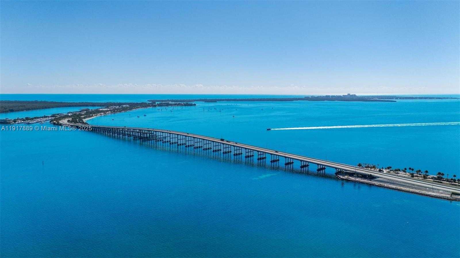 Small Image of 1541 BRICKELL AVE #C406, Miami Number 48