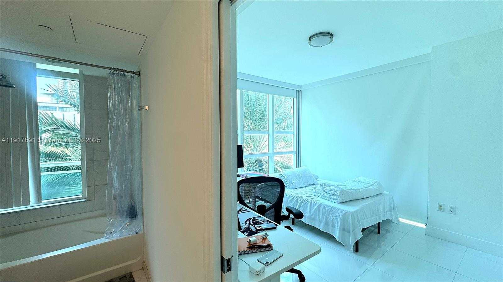 Small Image of 950 BRICKELL BAY DR #400, Miami Number 15