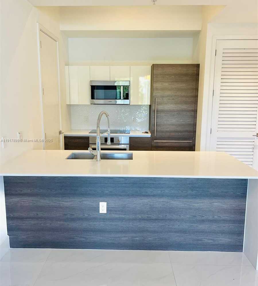 Small Image of 301 ALTARA AVE #210, Coral Gables Number 16