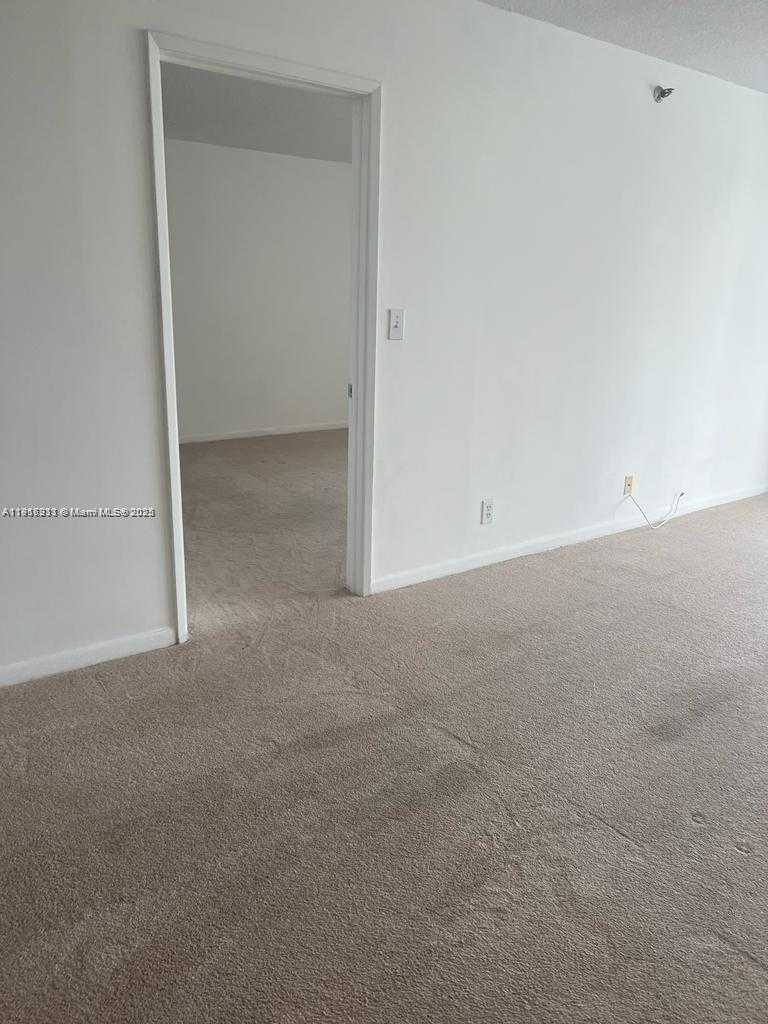 Small Image of 3300 NORTH EAST 192ND ST #1017, Aventura Number 9