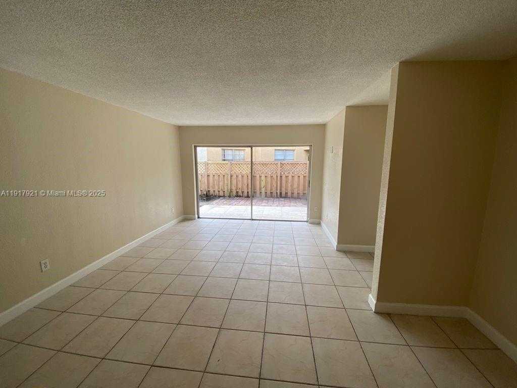 Small Image of 4240 NORTH WEST 79TH AVE #1C, Doral Number 5