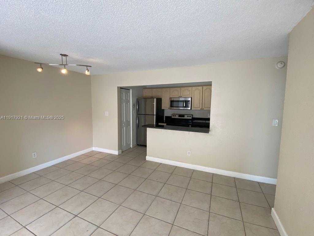Small Image of 4240 NORTH WEST 79TH AVE #1C, Doral Number 7
