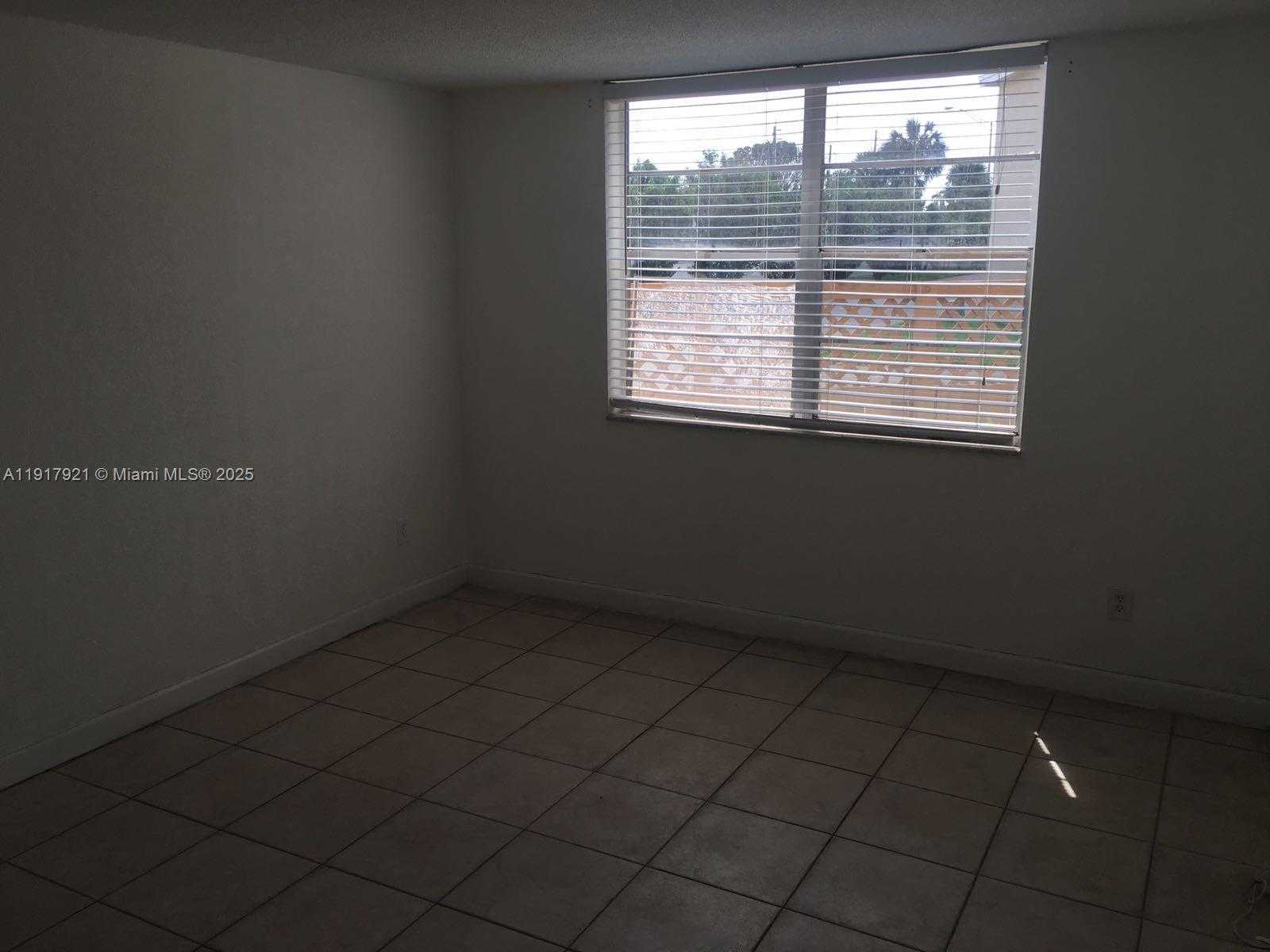 Small Image of 4240 NORTH WEST 79TH AVE #1C, Doral Number 9