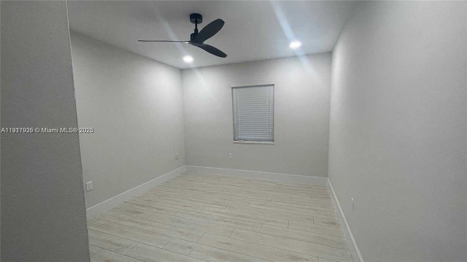 Small Image of 8320 SOUTH WEST 142ND ST #8320, Palmetto Bay Number 11