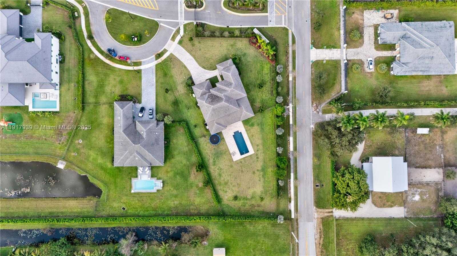 Small Image of 14820 MILLSTONE RANCHES DR, Davie Number 44