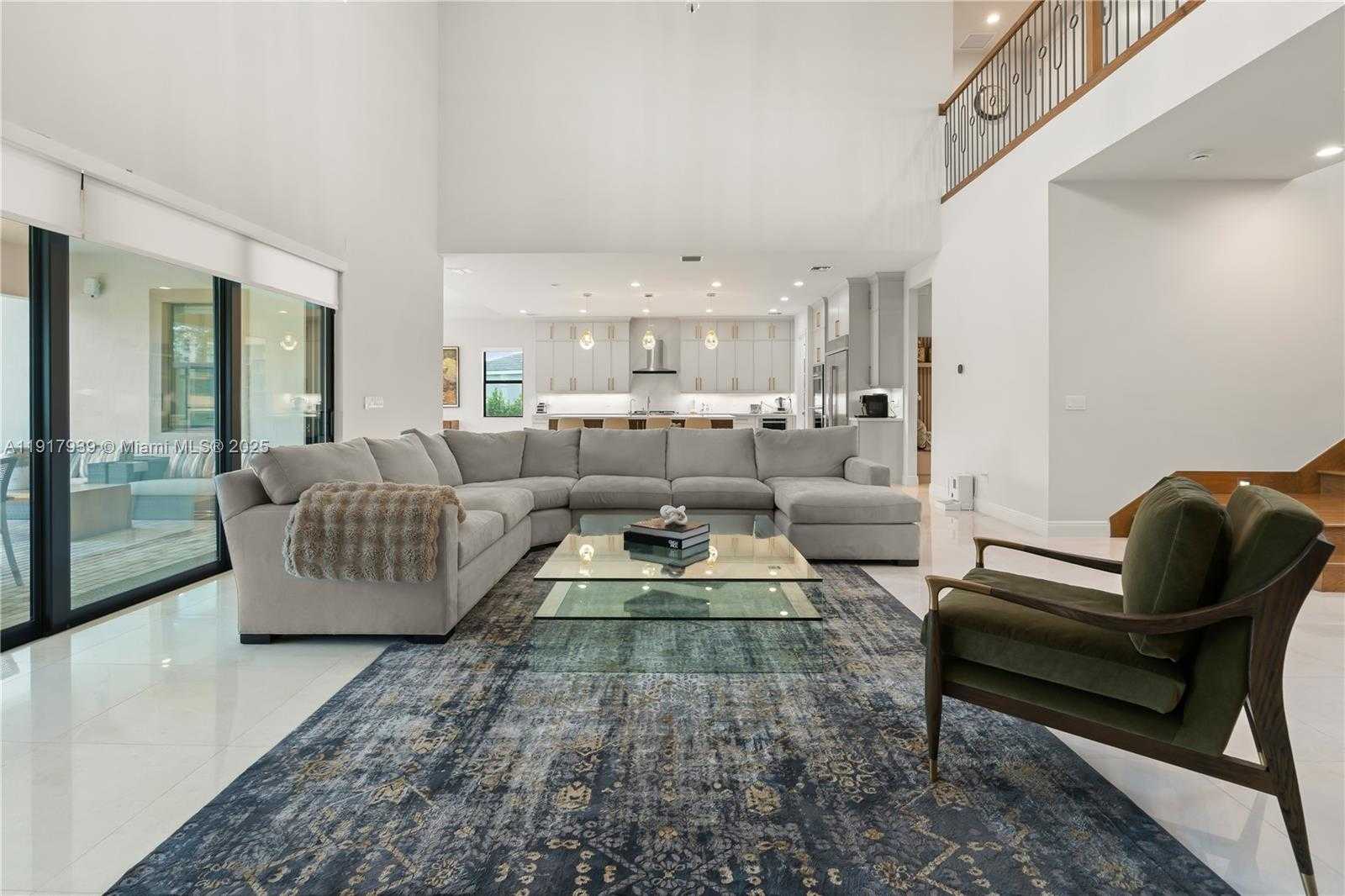 Small Image of 14820 MILLSTONE RANCHES DR, Davie Number 9