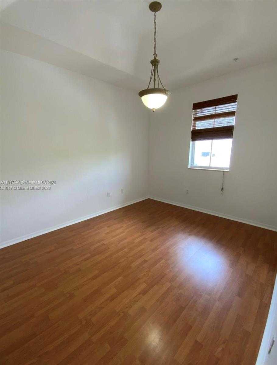 Small Image of 10805 NORTH WEST 89TH TER #208-4, Doral Number 10