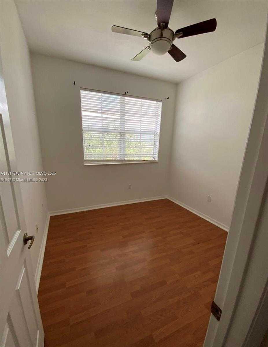 Small Image of 10805 NORTH WEST 89TH TER #208-4, Doral Number 12