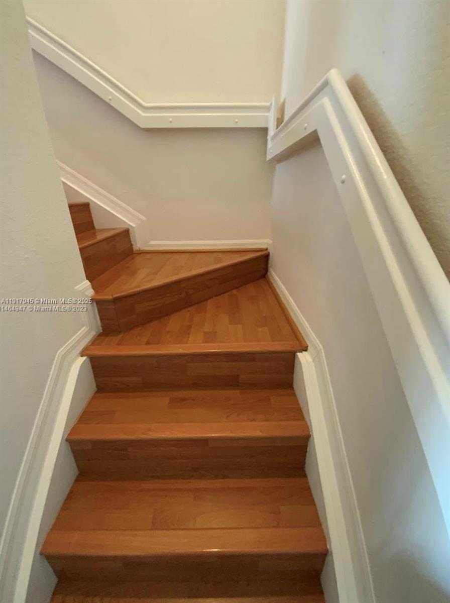 Small Image of 10805 NORTH WEST 89TH TER #208-4, Doral Number 4