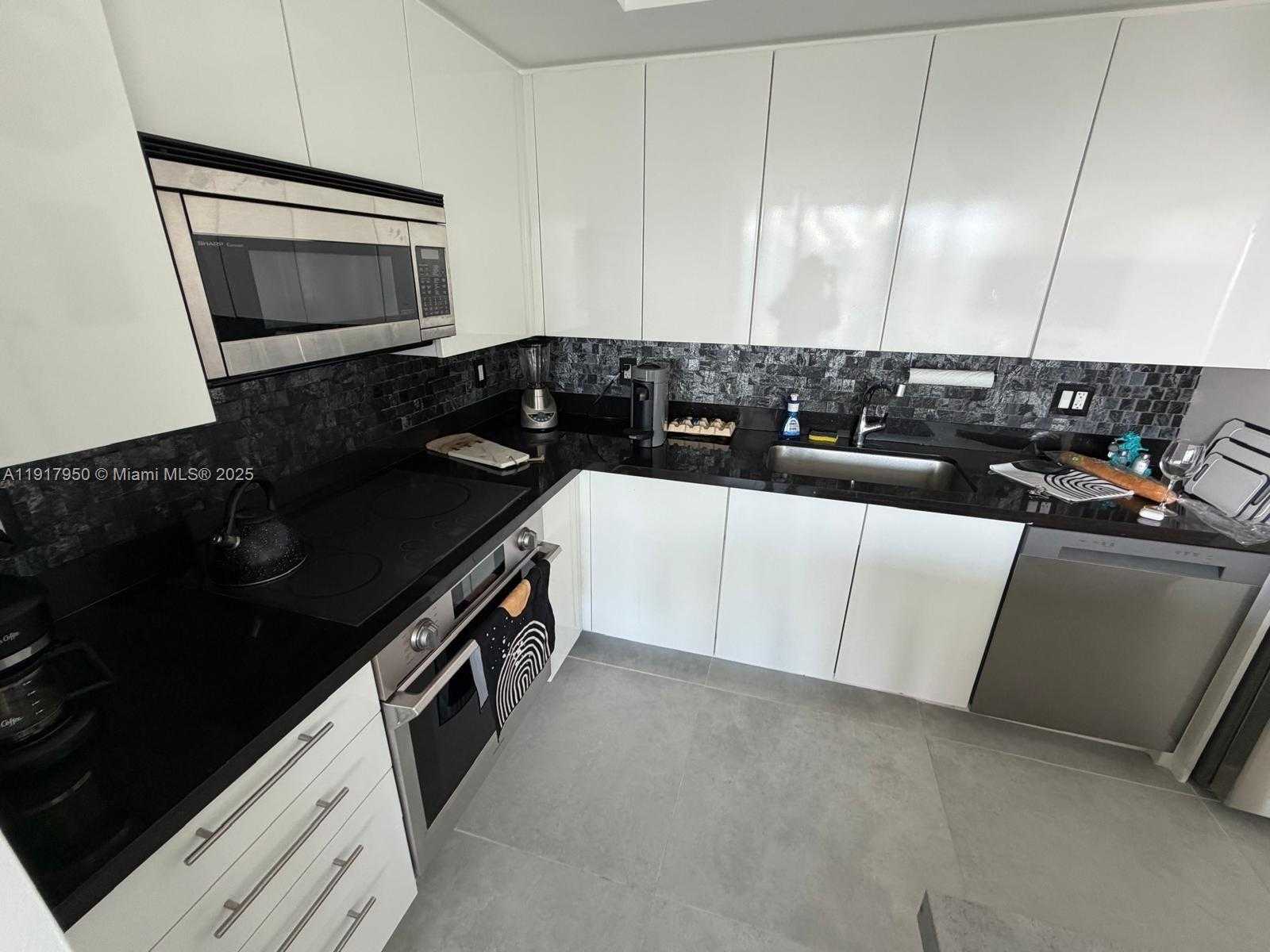 Imagen de Pequeño Objeto