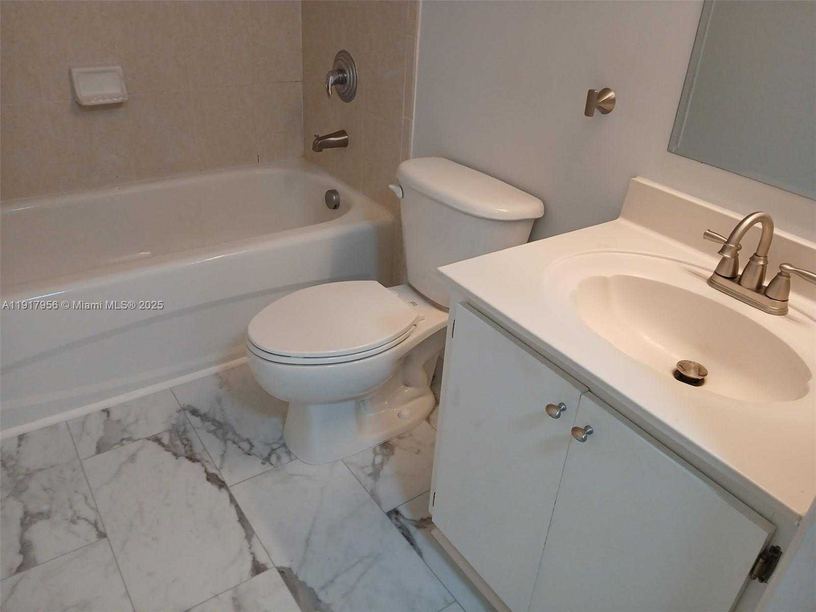 Small Image of 7300 NORTH WEST 114TH AVE #305-6, Doral Number 15