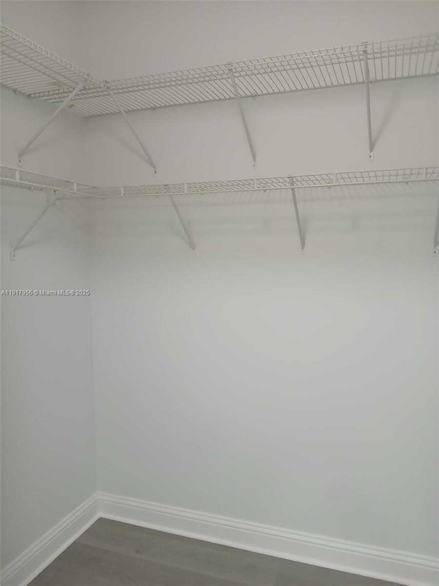 Small Image of 7300 NORTH WEST 114TH AVE #305-6, Doral Number 22