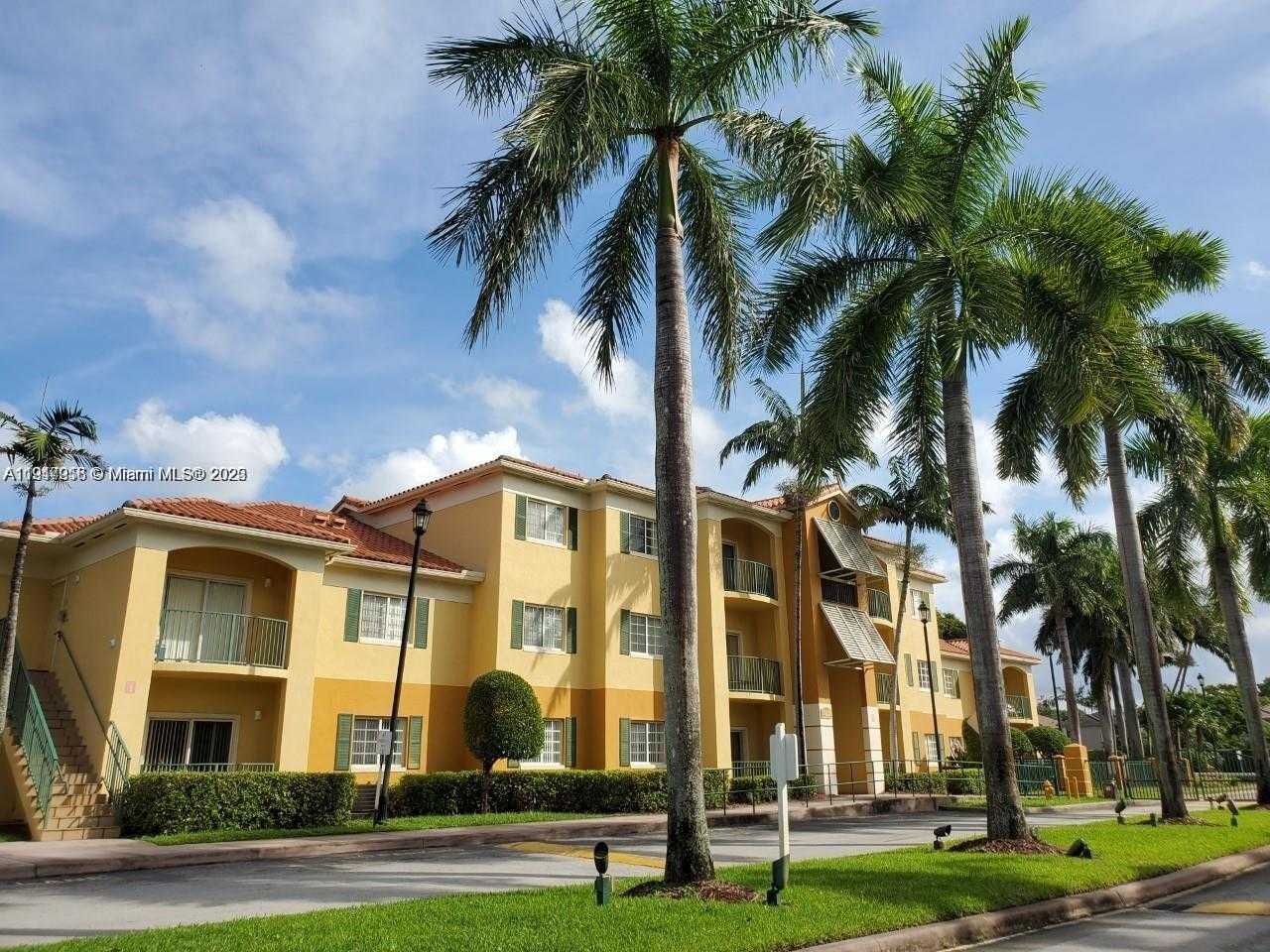 Small Image of 7300 NORTH WEST 114TH AVE #305-6, Doral Number 6