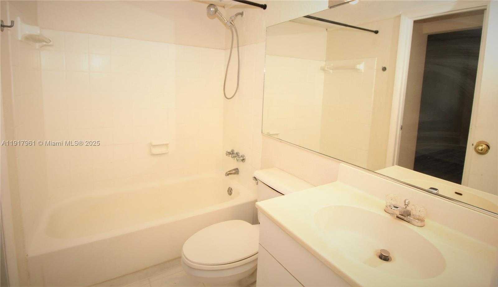 Small Image of 1251 NORTH EAST 108TH ST #312, North Miami Number 7