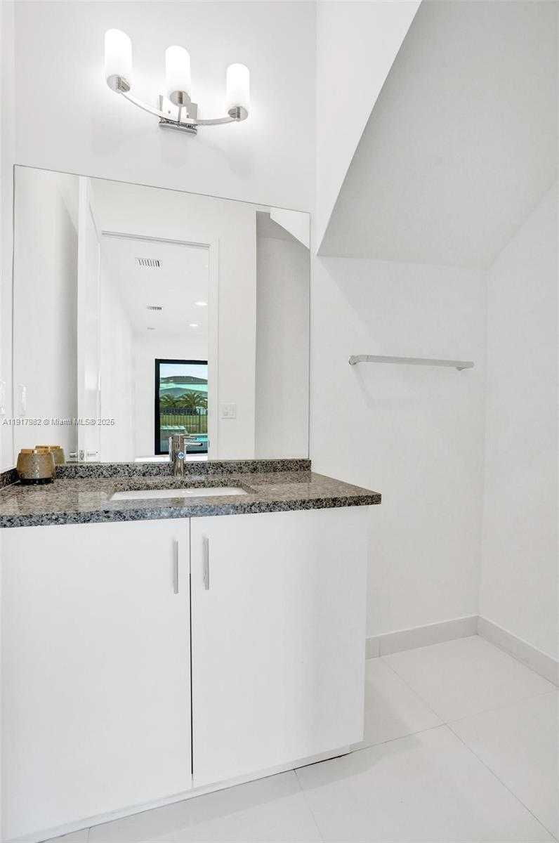 Small Image of 17130 WANDERING WAVE AVE, Boca Raton Number 17