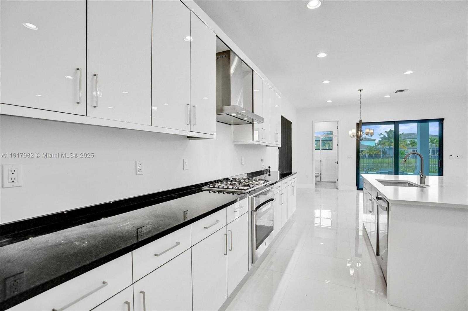 Small Image of 17130 WANDERING WAVE AVE, Boca Raton Number 29