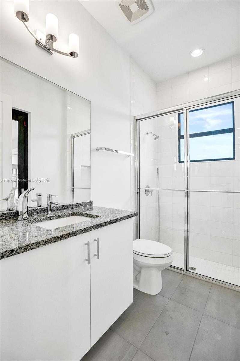 Small Image of 17130 WANDERING WAVE AVE, Boca Raton Number 30