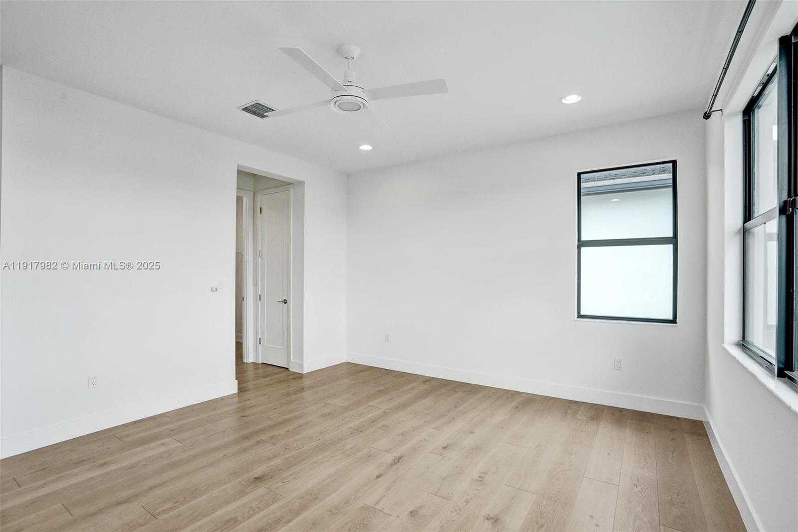 Small Image of 17130 WANDERING WAVE AVE, Boca Raton Number 52