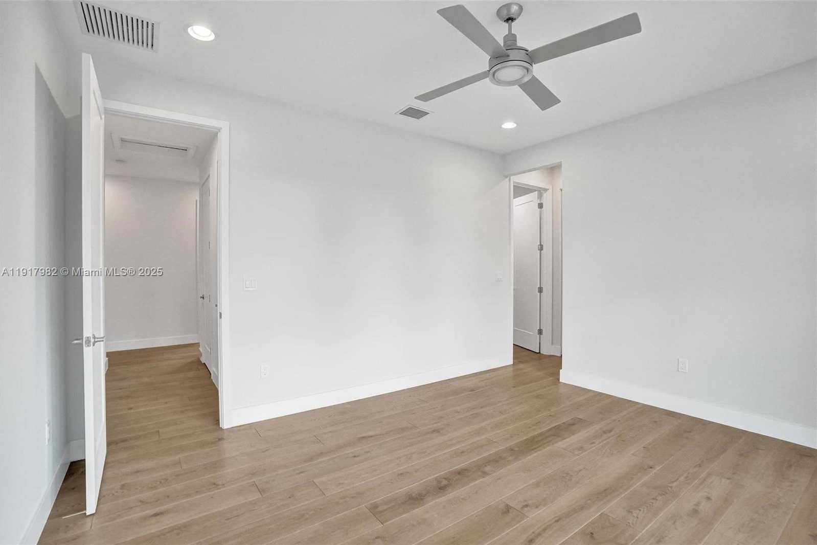 Small Image of 17130 WANDERING WAVE AVE, Boca Raton Number 73