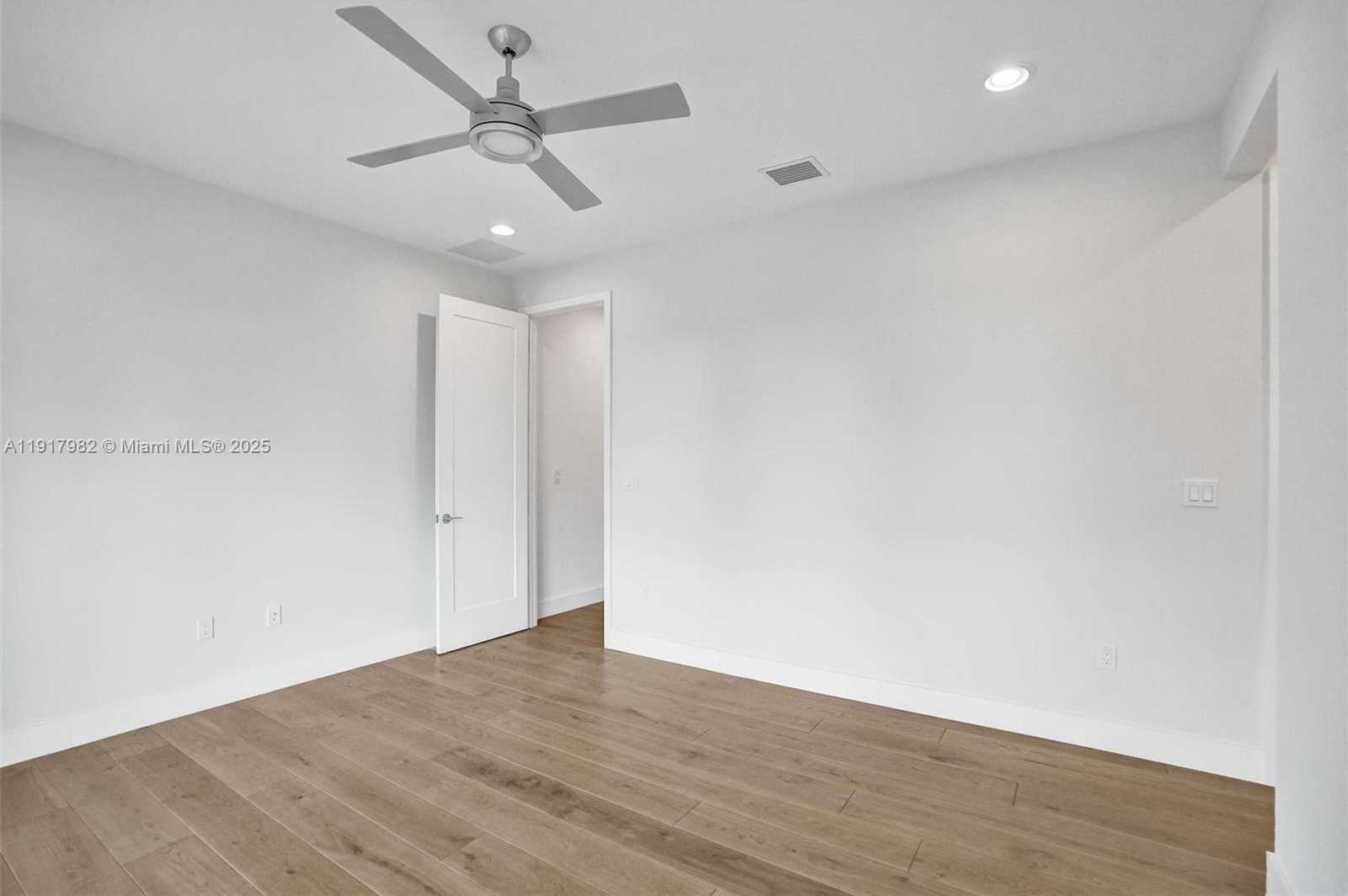 Small Image of 17130 WANDERING WAVE AVE, Boca Raton Number 75