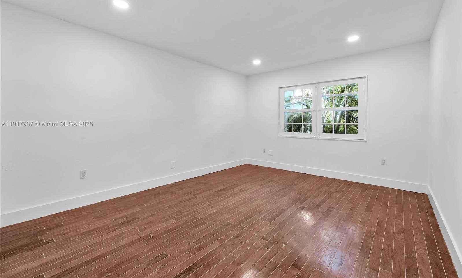 Small Image of 13712 SOUTH WEST 90TH AVE #8, Miami Number 11