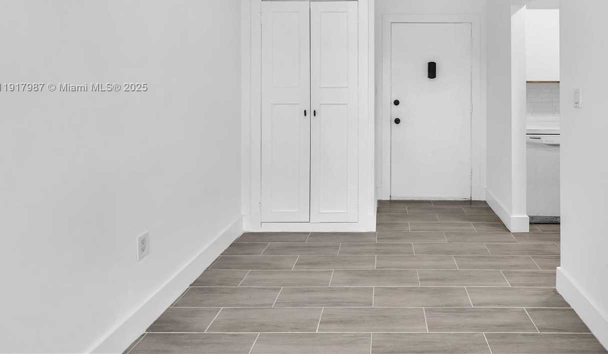 Small Image of 13712 SOUTH WEST 90TH AVE #8, Miami Number 6