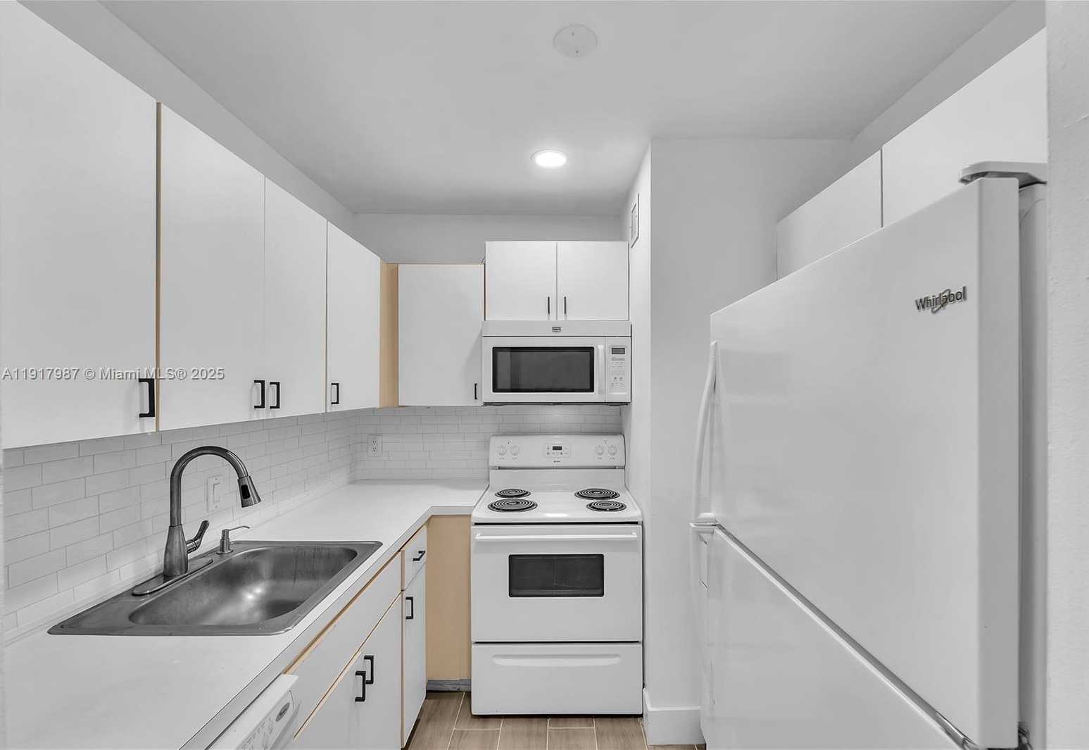 Small Image of 13712 SOUTH WEST 90TH AVE #8, Miami Number 8