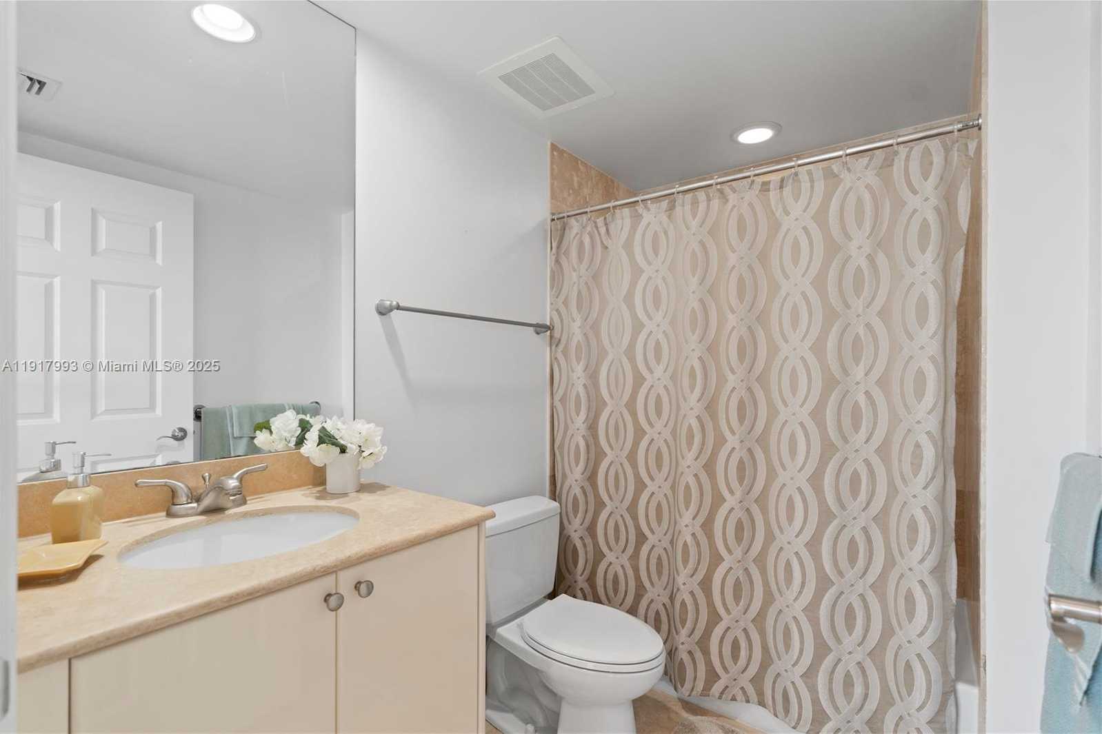 Small Image of 1745 EAST HALLANDALE BEACH BLVD #705W, Hallandale Beach Number 22