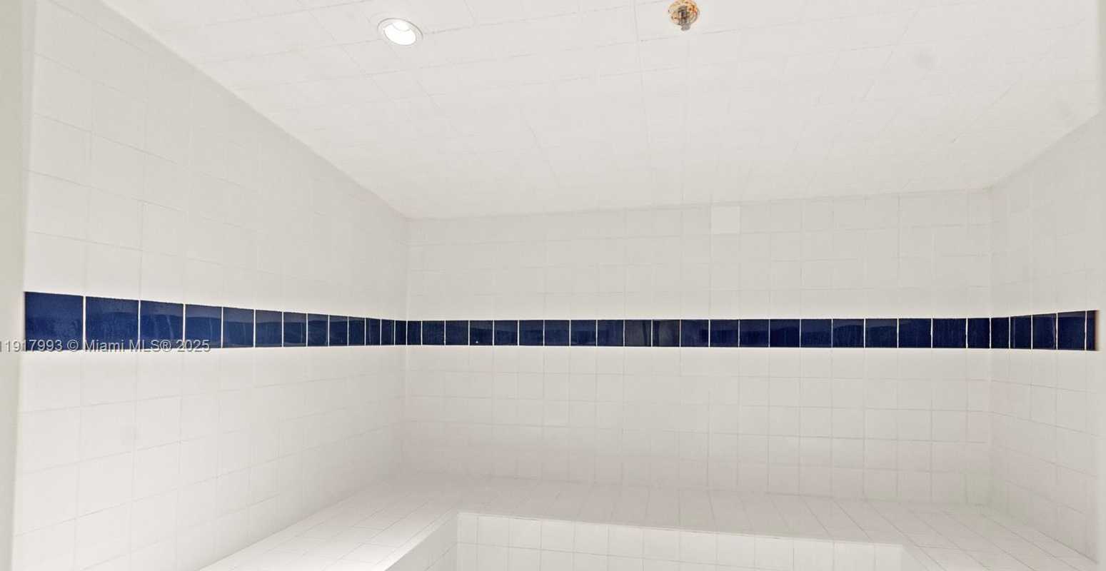 Small Image of 1745 EAST HALLANDALE BEACH BLVD #705W, Hallandale Beach Number 30