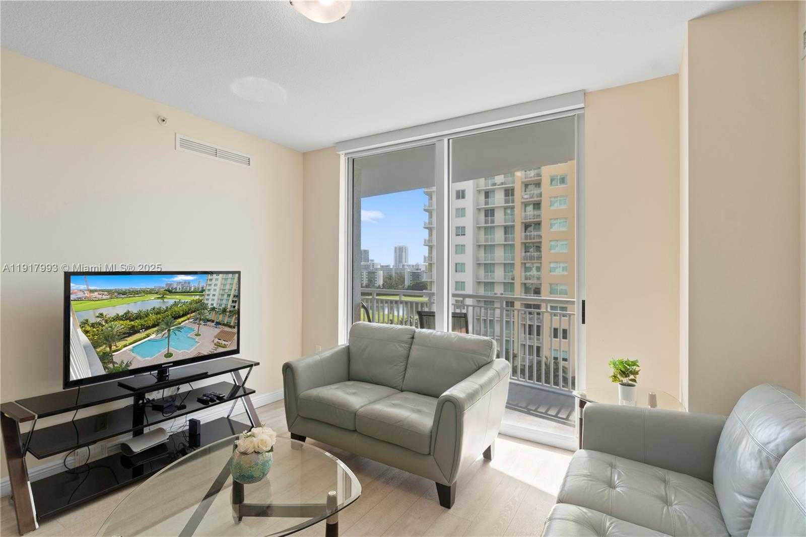 Small Image of 1745 EAST HALLANDALE BEACH BLVD #705W, Hallandale Beach Number 4