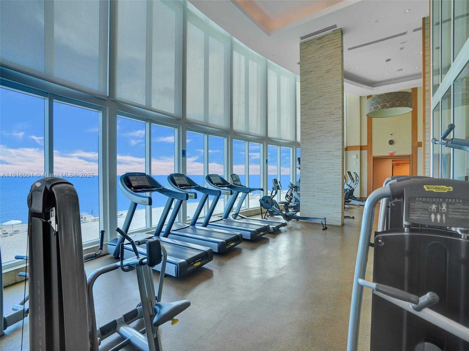Small Image of 15901 COLLINS AVE #603, Sunny Isles Beach Number 12