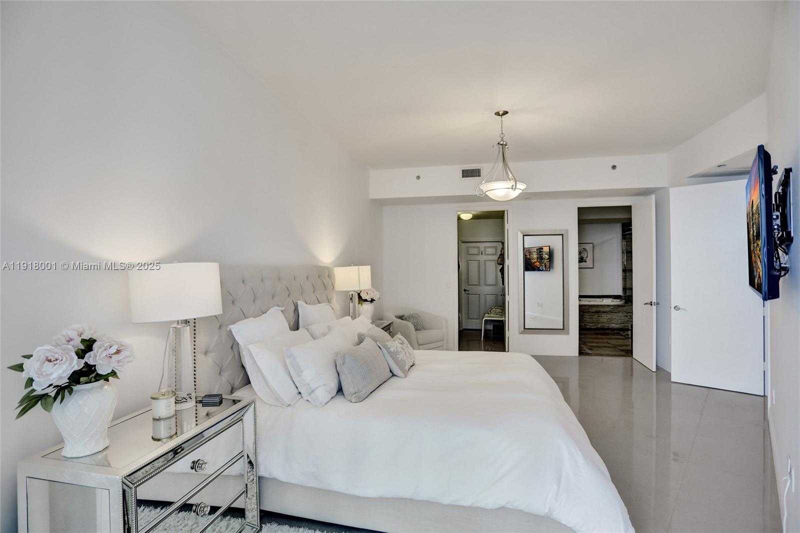 Small Image of 15901 COLLINS AVE #603, Sunny Isles Beach Number 30