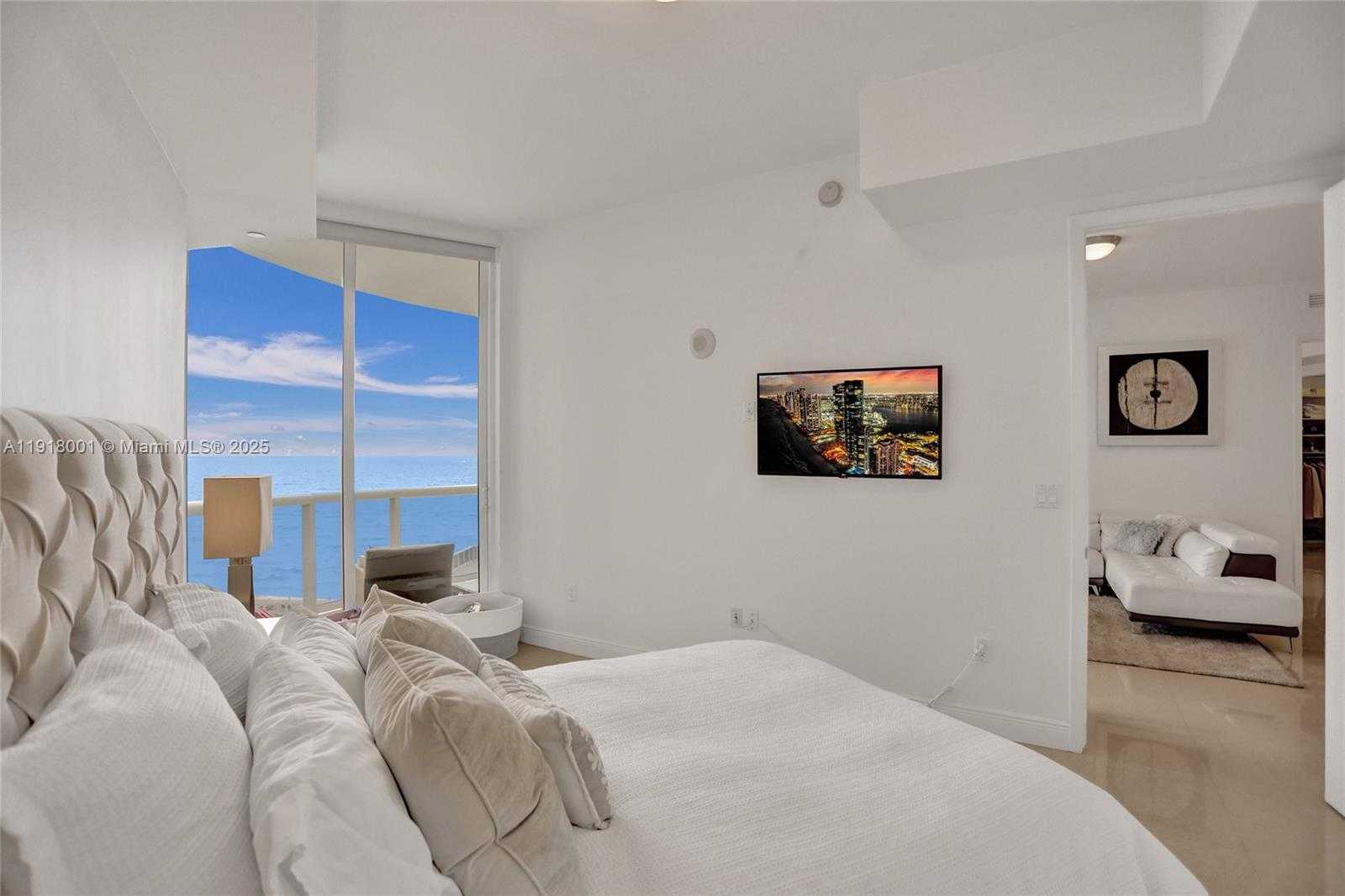 Small Image of 15901 COLLINS AVE #603, Sunny Isles Beach Number 39