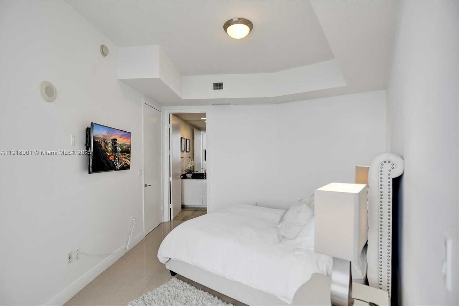 Small Image of 15901 COLLINS AVE #603, Sunny Isles Beach Number 41