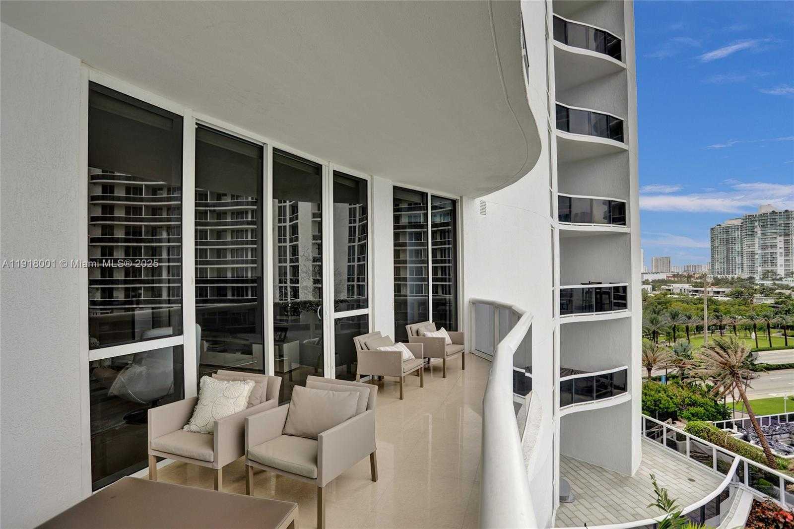 Small Image of 15901 COLLINS AVE #603, Sunny Isles Beach Number 52