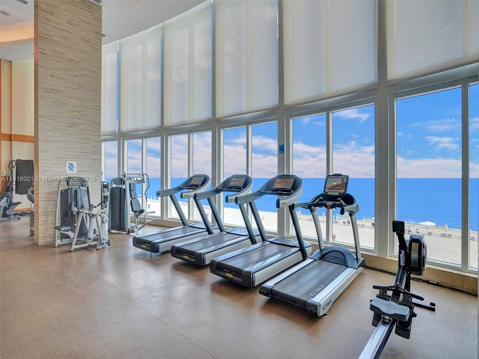 Small Image of 15901 COLLINS AVE #603, Sunny Isles Beach Number 7