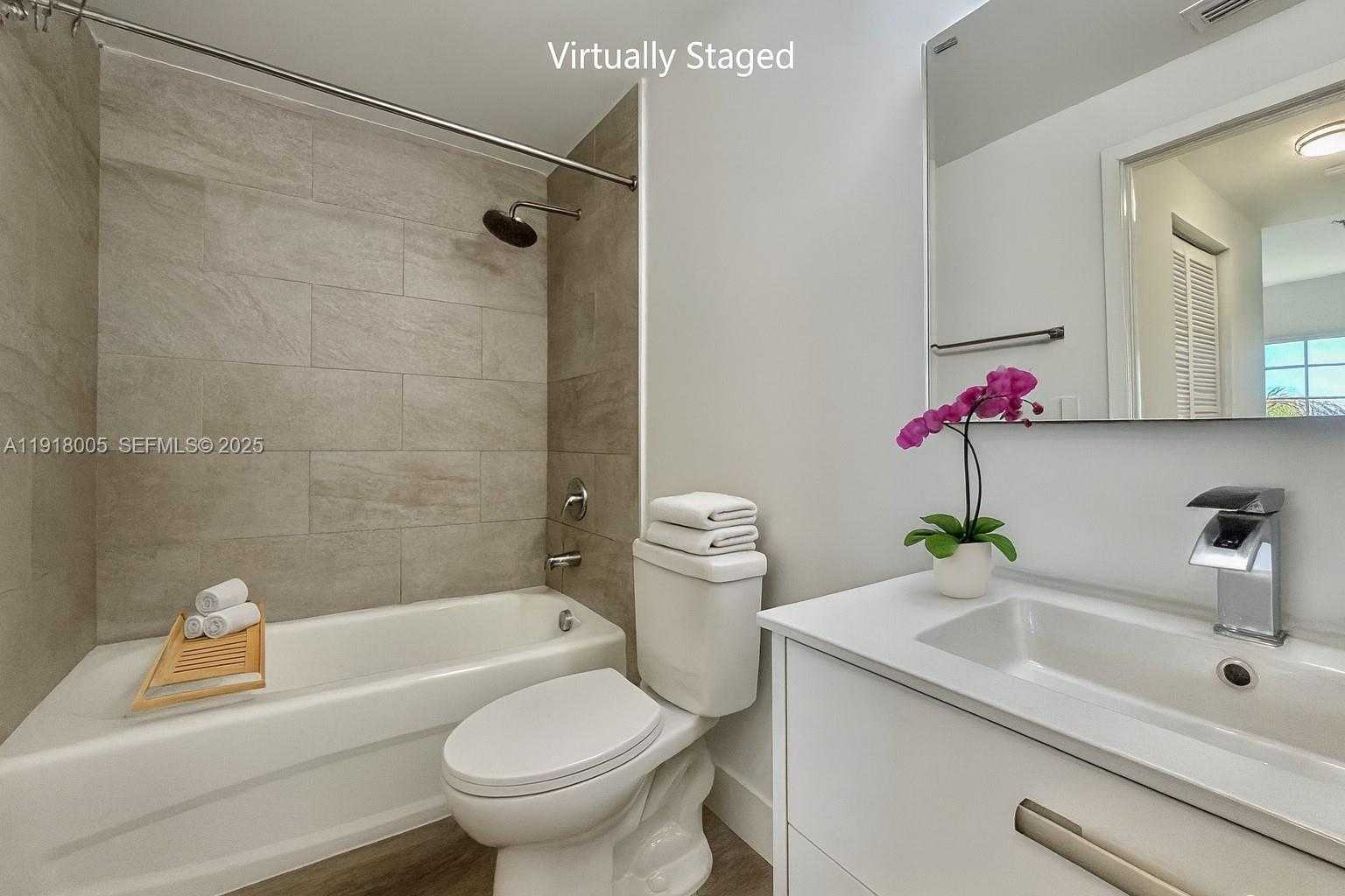 Small Image of 7300 NORTH WEST 114TH AVE #306-6, Doral Number 11