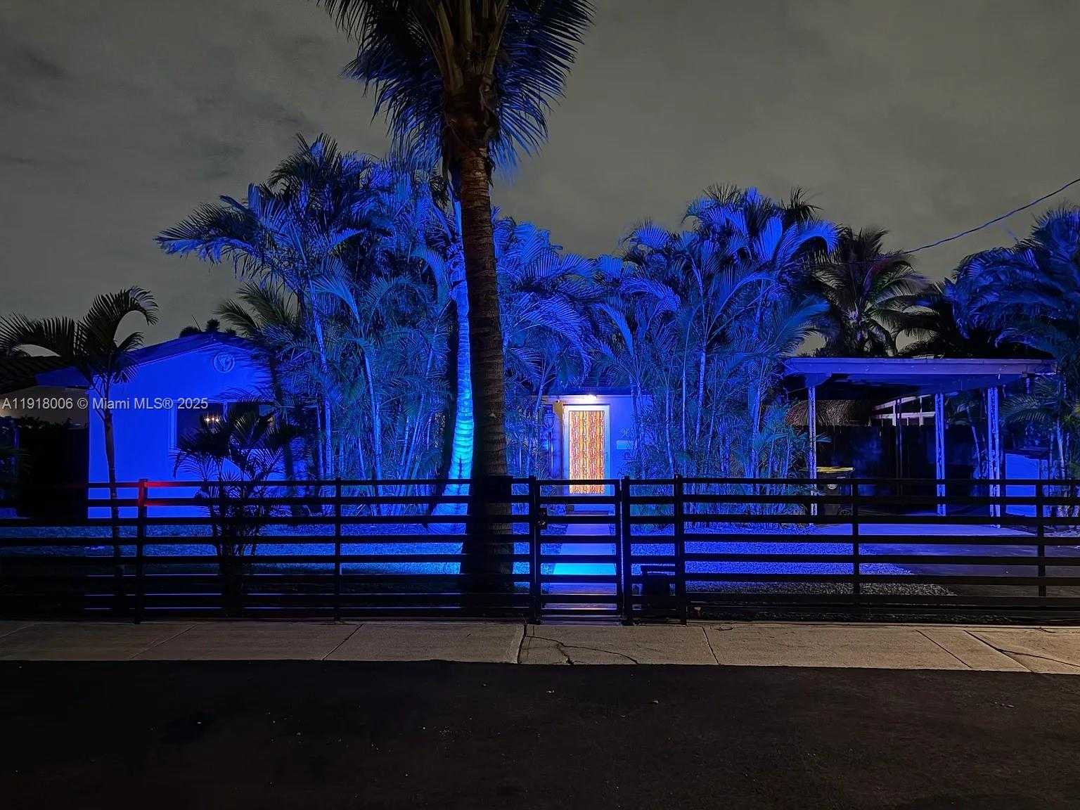 Small Image of 963 NAUTILUS ISLE, Dania Beach Number 29