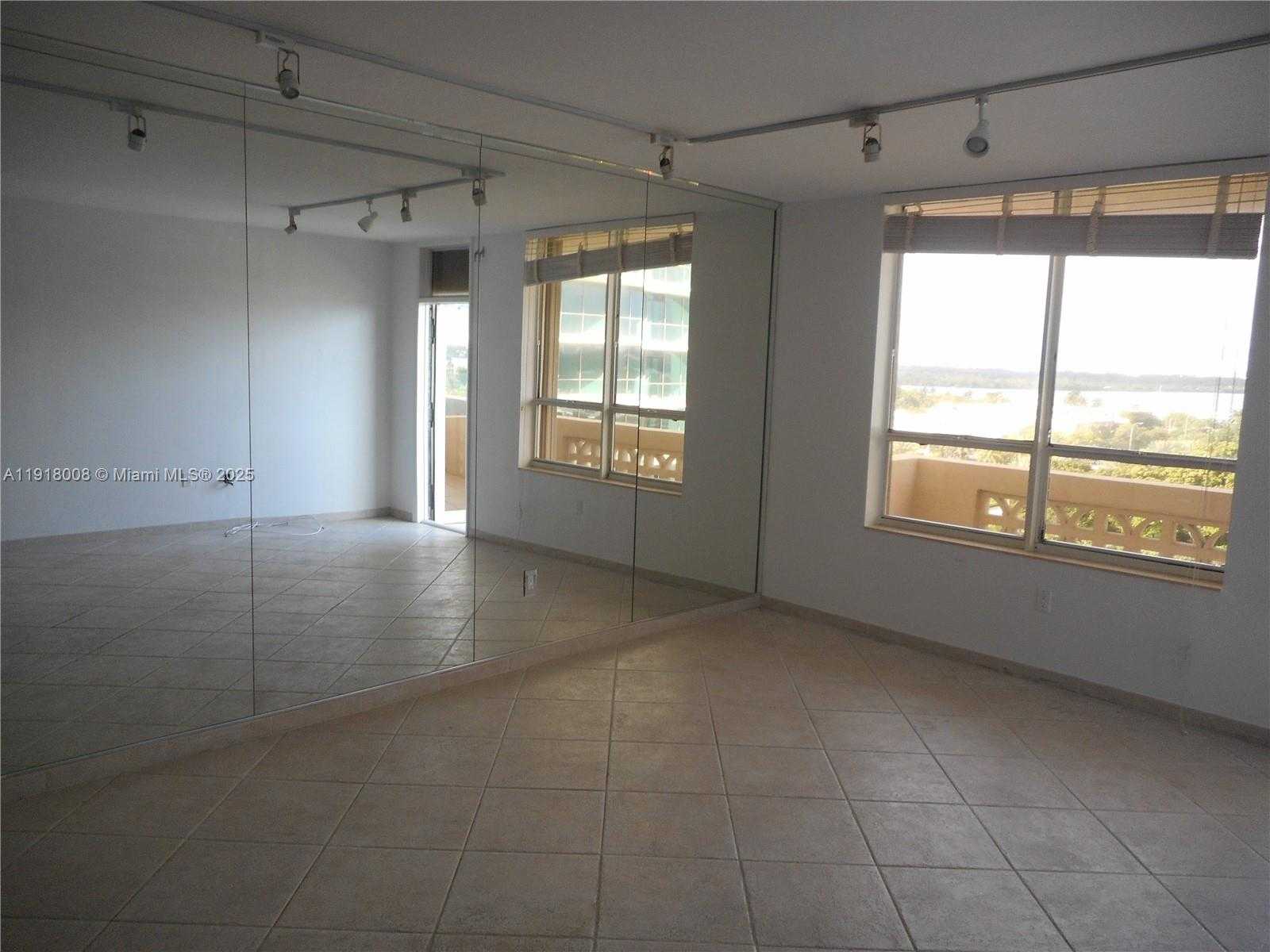 Small Image of 10185 COLLINS AVE #1002, Bal Harbour Number 8