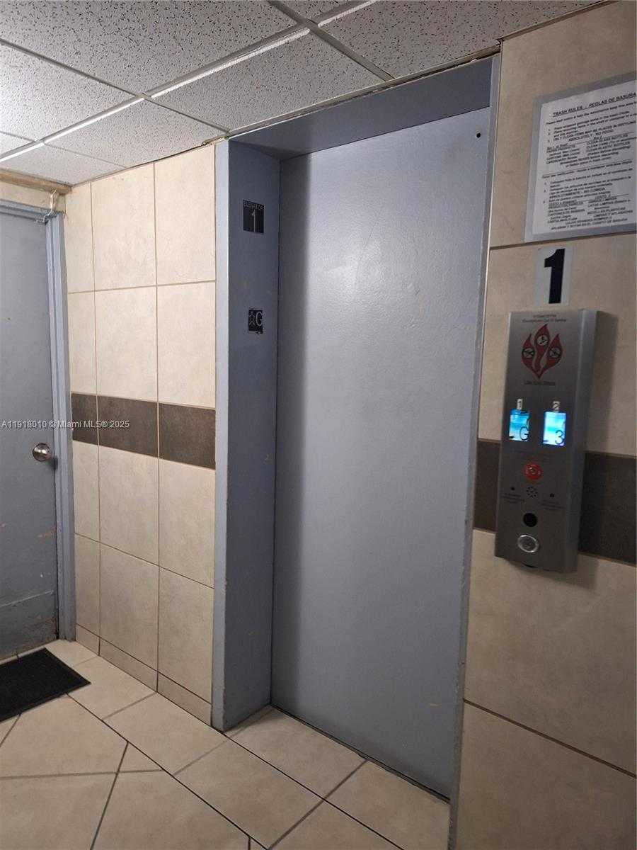 Small Image of 201 180TH DR #205, Sunny Isles Beach Number 14