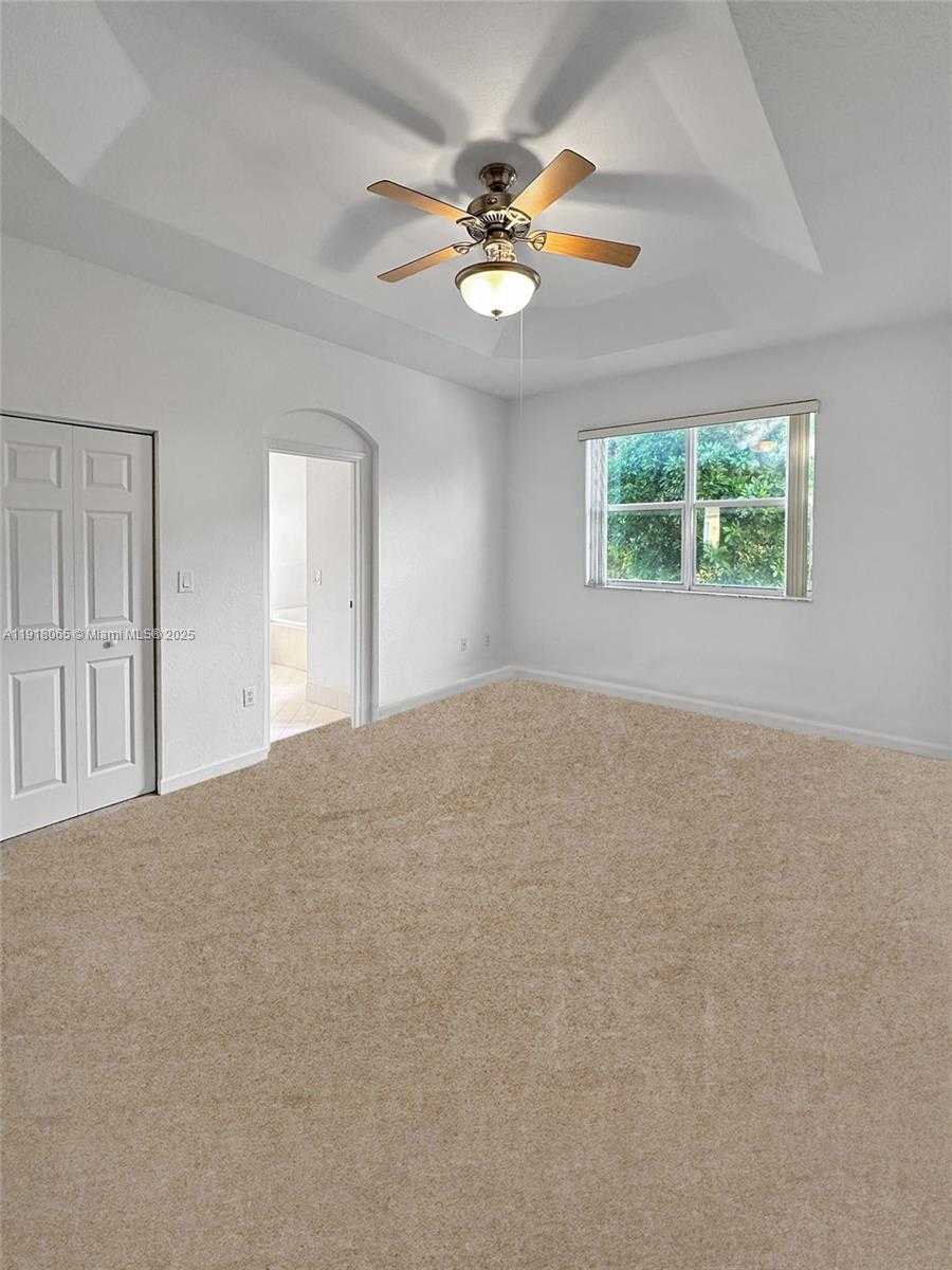 Small Image of 13261 SOUTH WEST 127TH CT, Miami Number 18