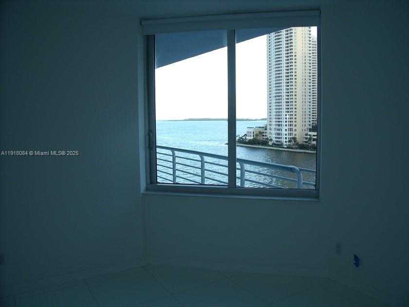 Small Image of 325 SOUTH BISCAYNE BLVD #921, Miami Number 12