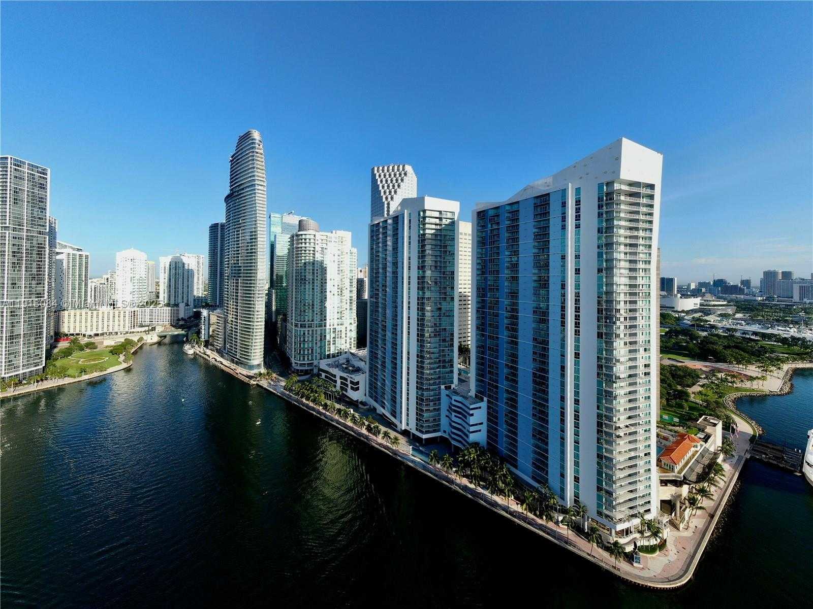 Small Image of 325 SOUTH BISCAYNE BLVD #921, Miami Number 30